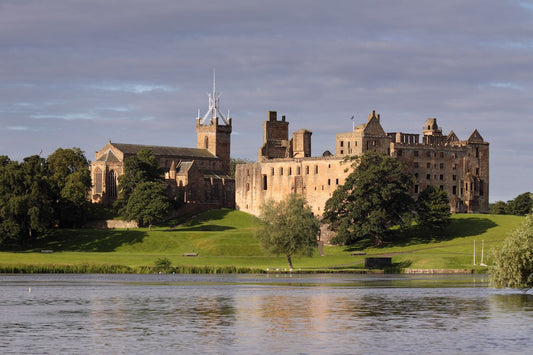 Linlithgow Palace: A Majestic Ruin Steeped in History