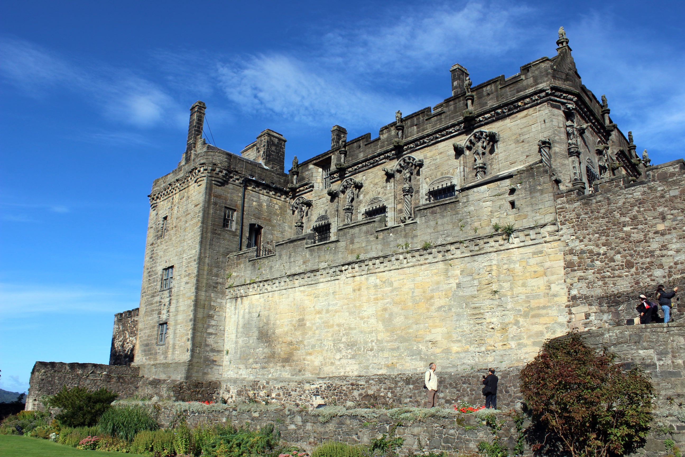 Stirling Castle rising above the Forth Valley, guardian of Scotland's strategic heartland and scene of the battles that changed Scottish history — Bannockburn, Stirling Bridge, and Sauchieburn all fought within sight of these walls