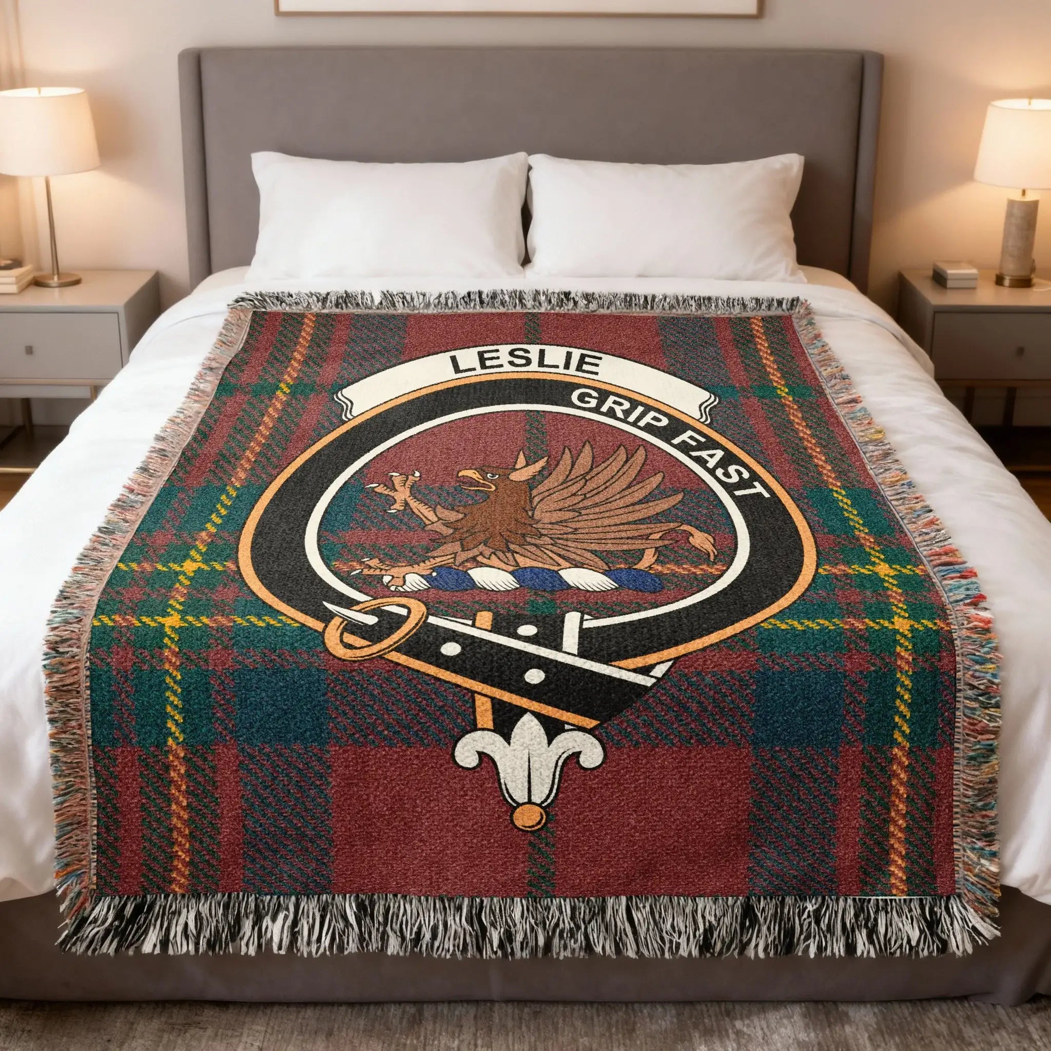 Clan Leslie Tratan and crest with motto
