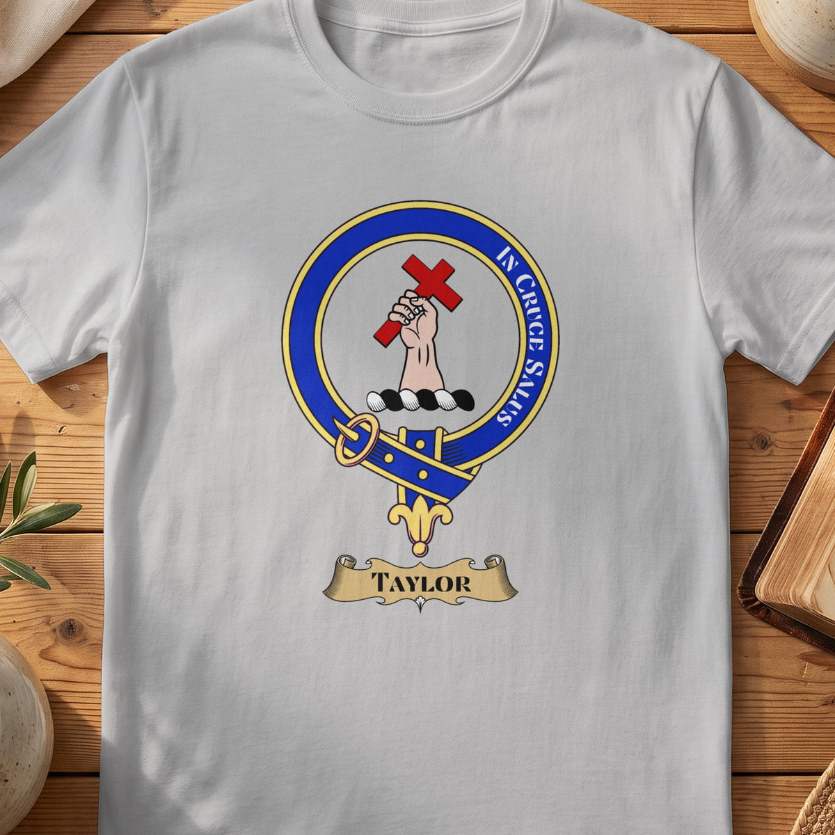 Taylor Scottish clan crest T-shirt in Sport Grey
