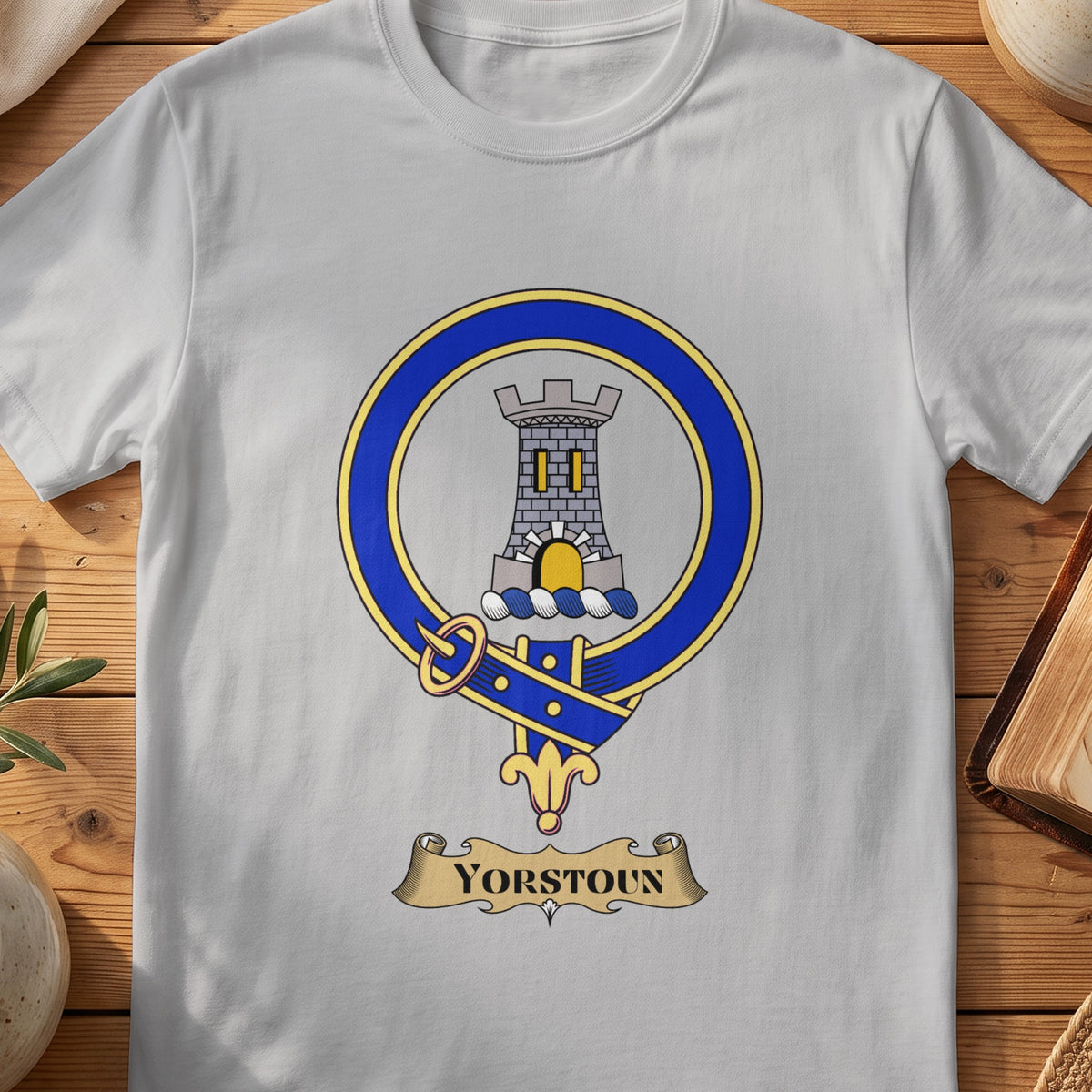 Yorstoun Scottish clan crest T-shirt in Sport Grey