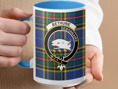 Bethune Debonnaire Emblem and Tartan Pattern Mug - Living Stone Gifts