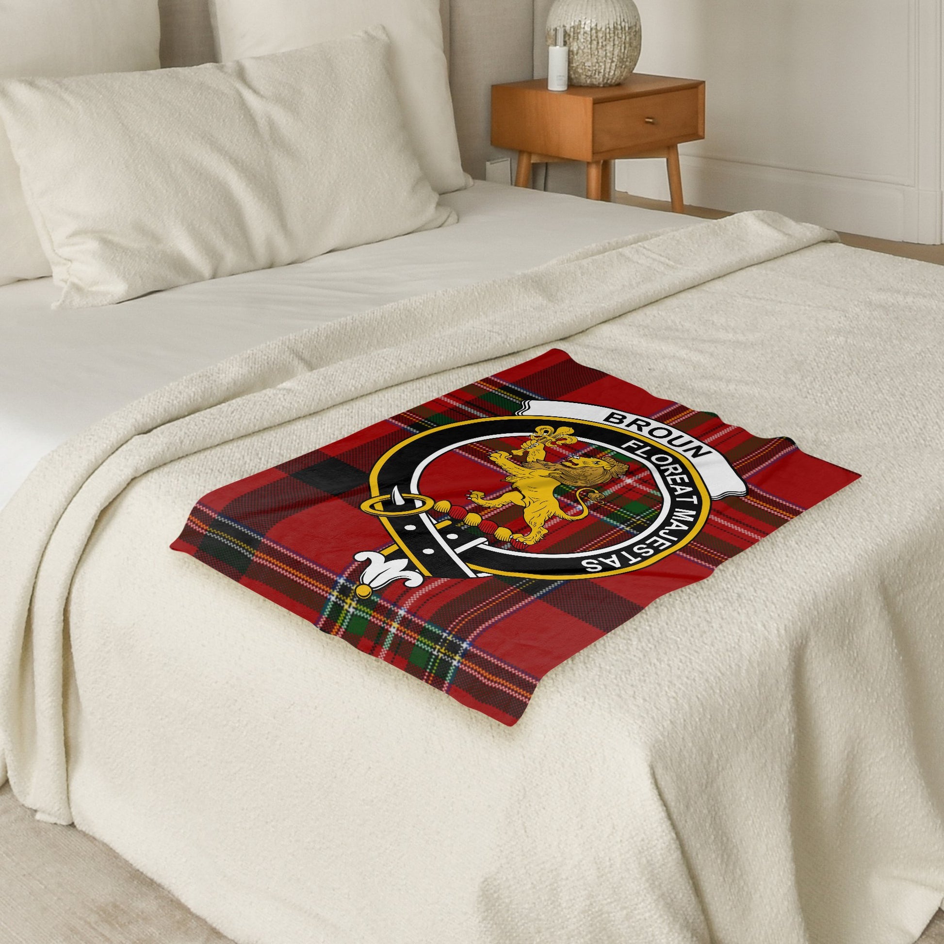 Broun Scottish Tartan Crest Throw Blanket - Living Stone Gifts