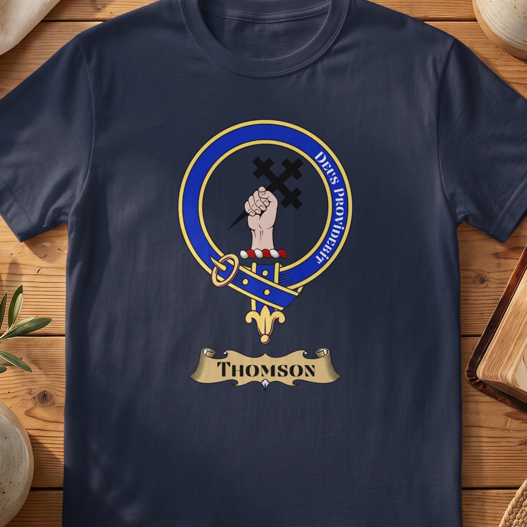 Thomson Scottish clan crest T-shirt in Navy
