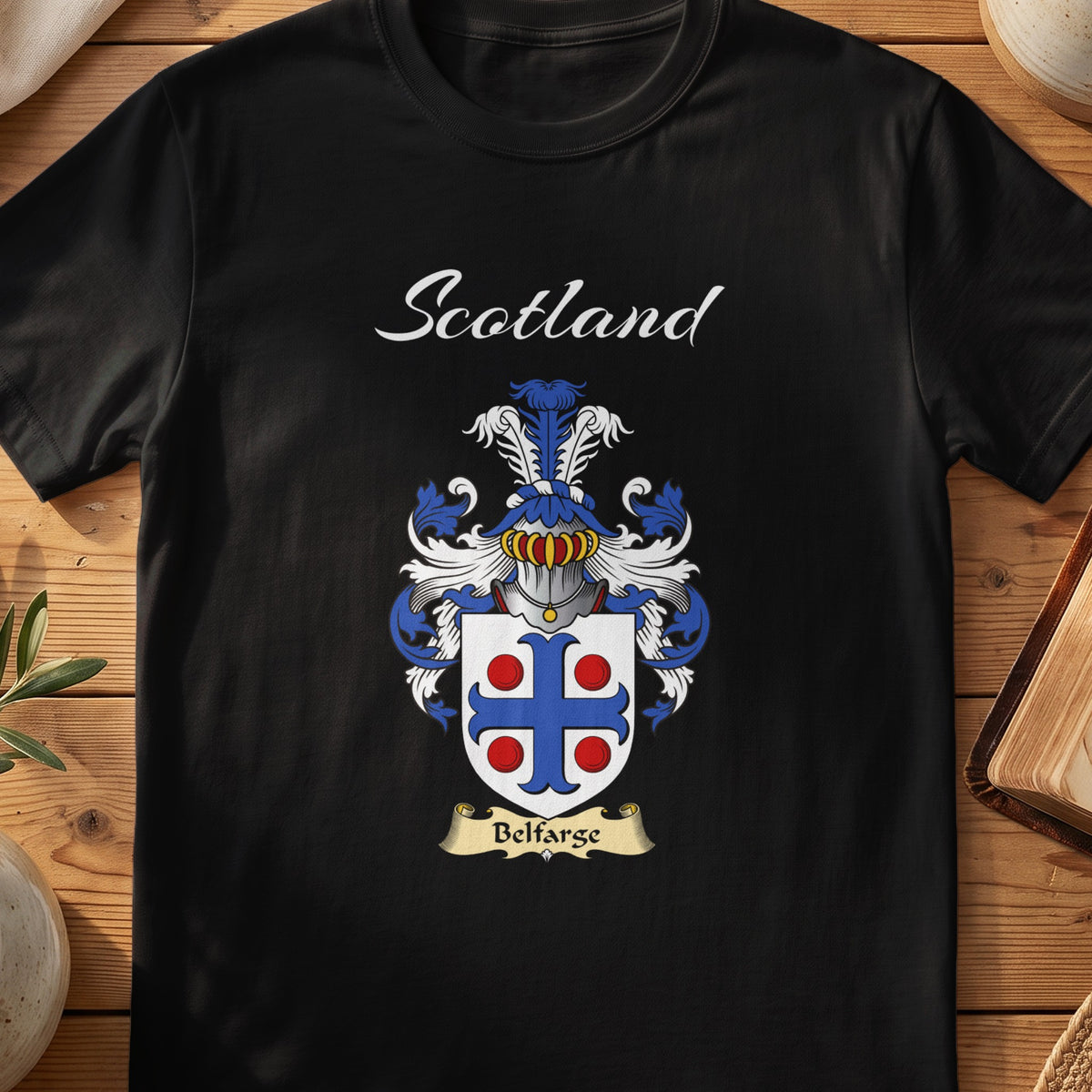 Belfarge Scottish family shield T-shirt in Black