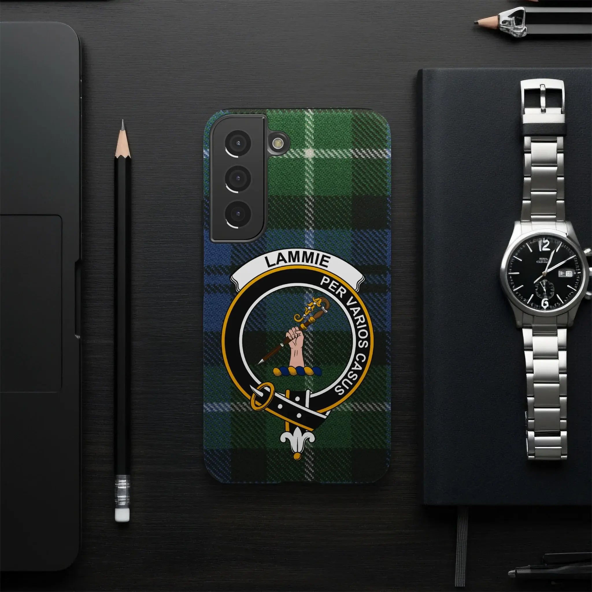 Lammie Per Varios Casus Tartan Phone Case