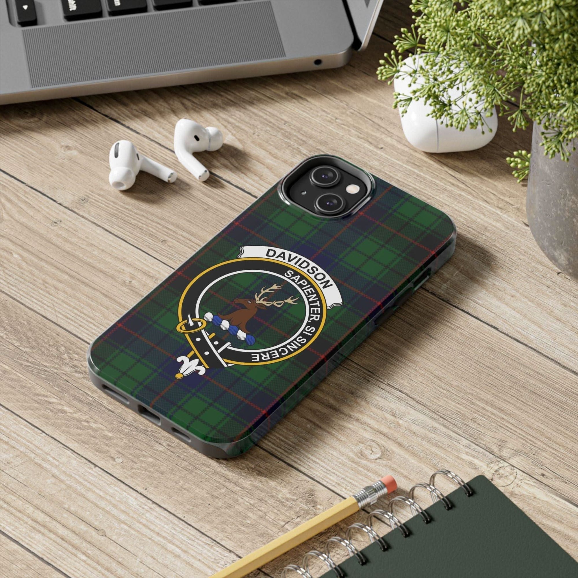 Davidson Clan Crest Tartan Cell Phone Case - Celtic Ancestry Gifts