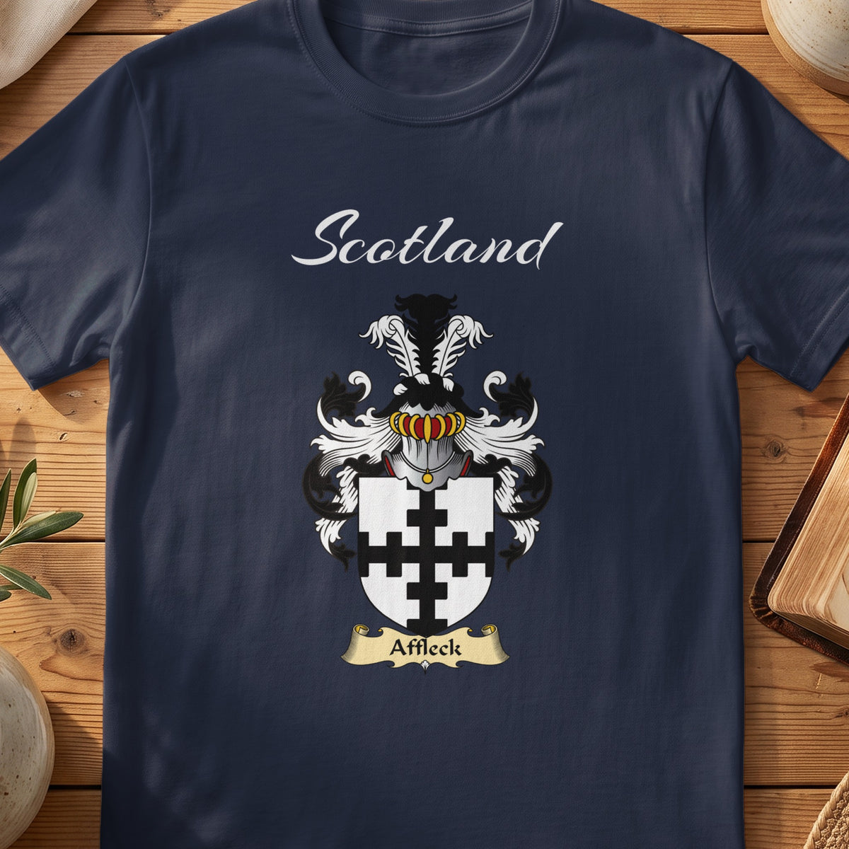 Affleck Scottish family shield T-shirt in Navy