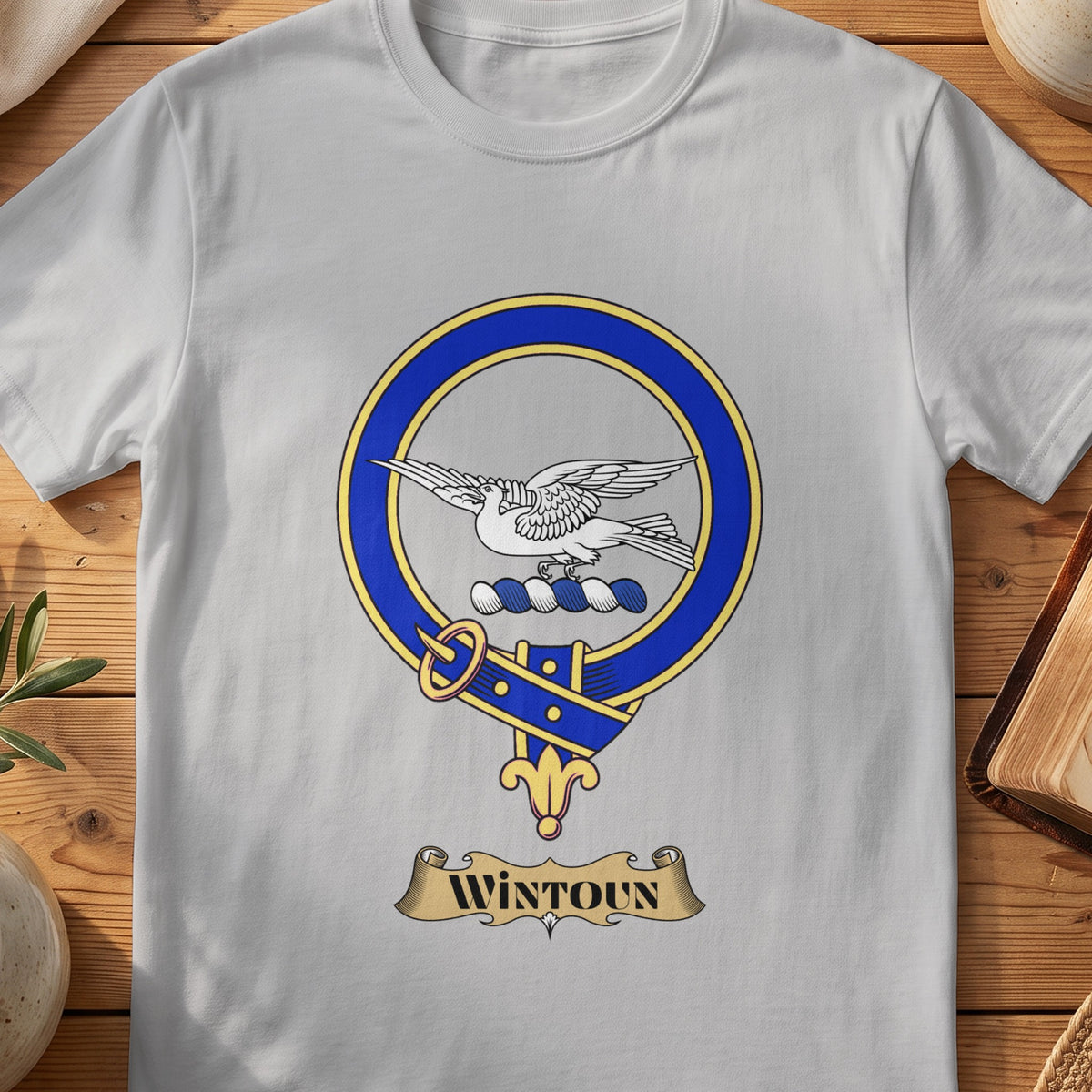 Wintoun Scottish clan crest T-shirt in Sport Grey