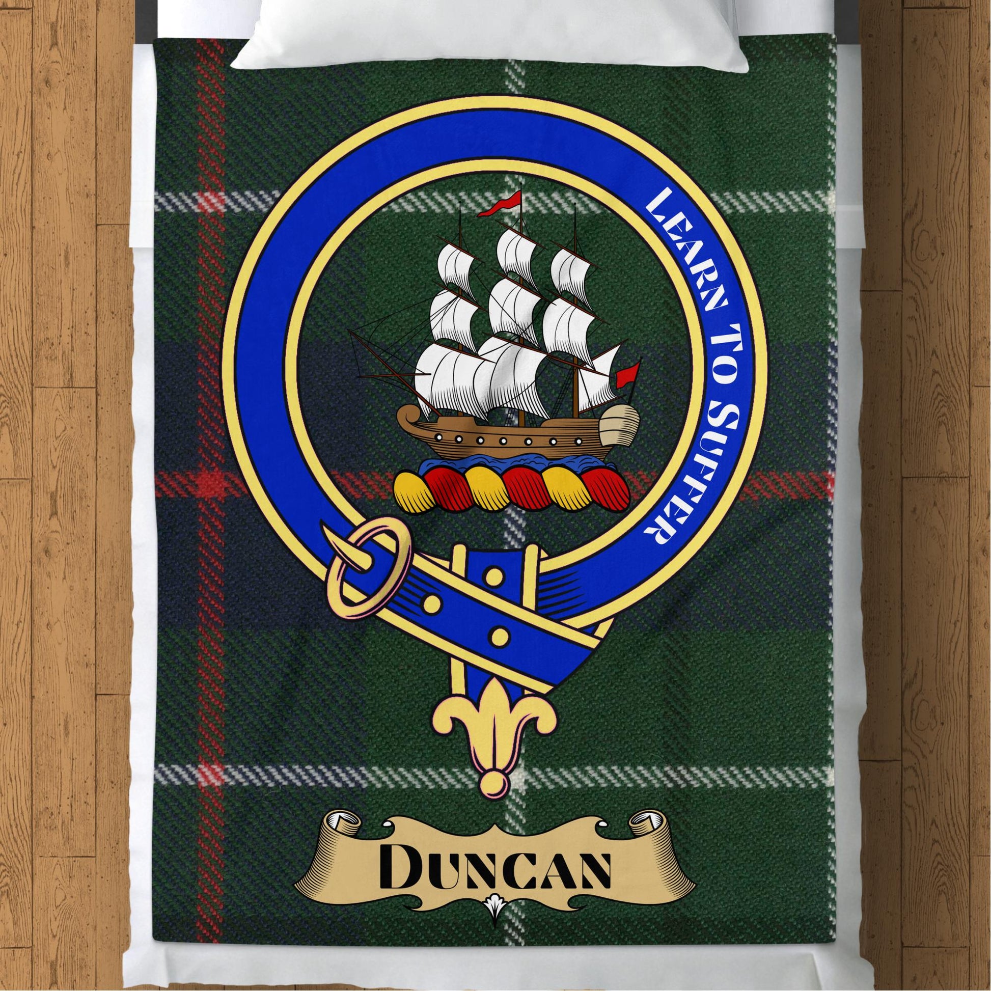 Scottish Clan Duncan Crest Tartan Blanket - Living Stone Gifts