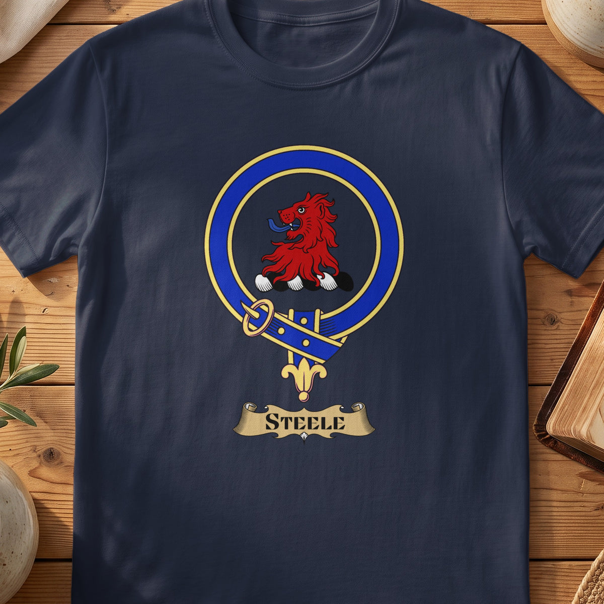 Steele Scottish clan crest T-shirt in Navy