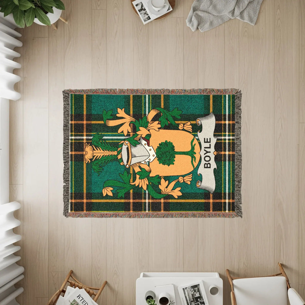 Boyle Crest Tartan Plaid Green Gold product type