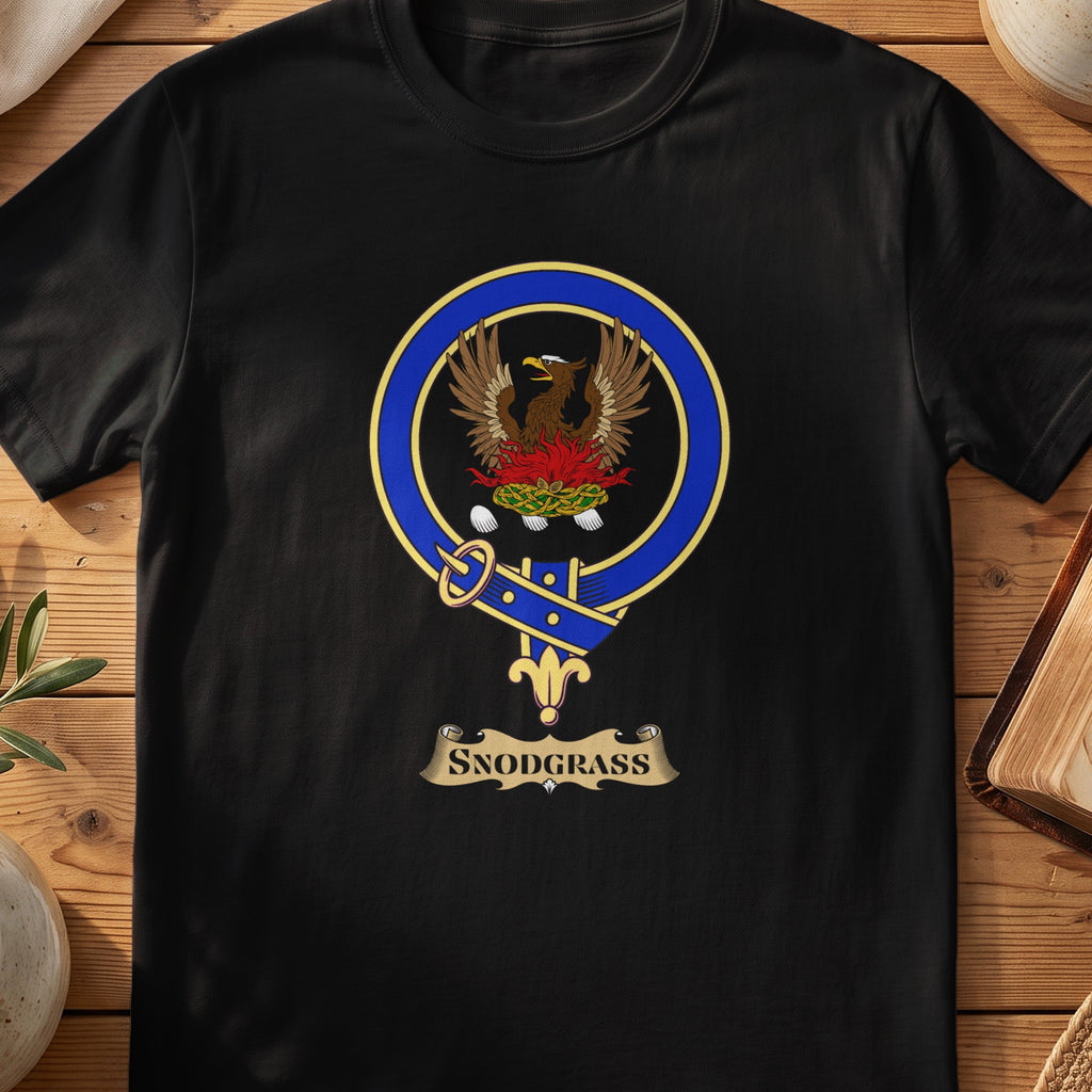 Snodgrass Scottish clan crest T-shirt in Black