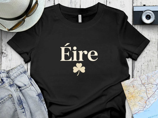Éire Irish T-Shirt with Shamrock Symbol Design