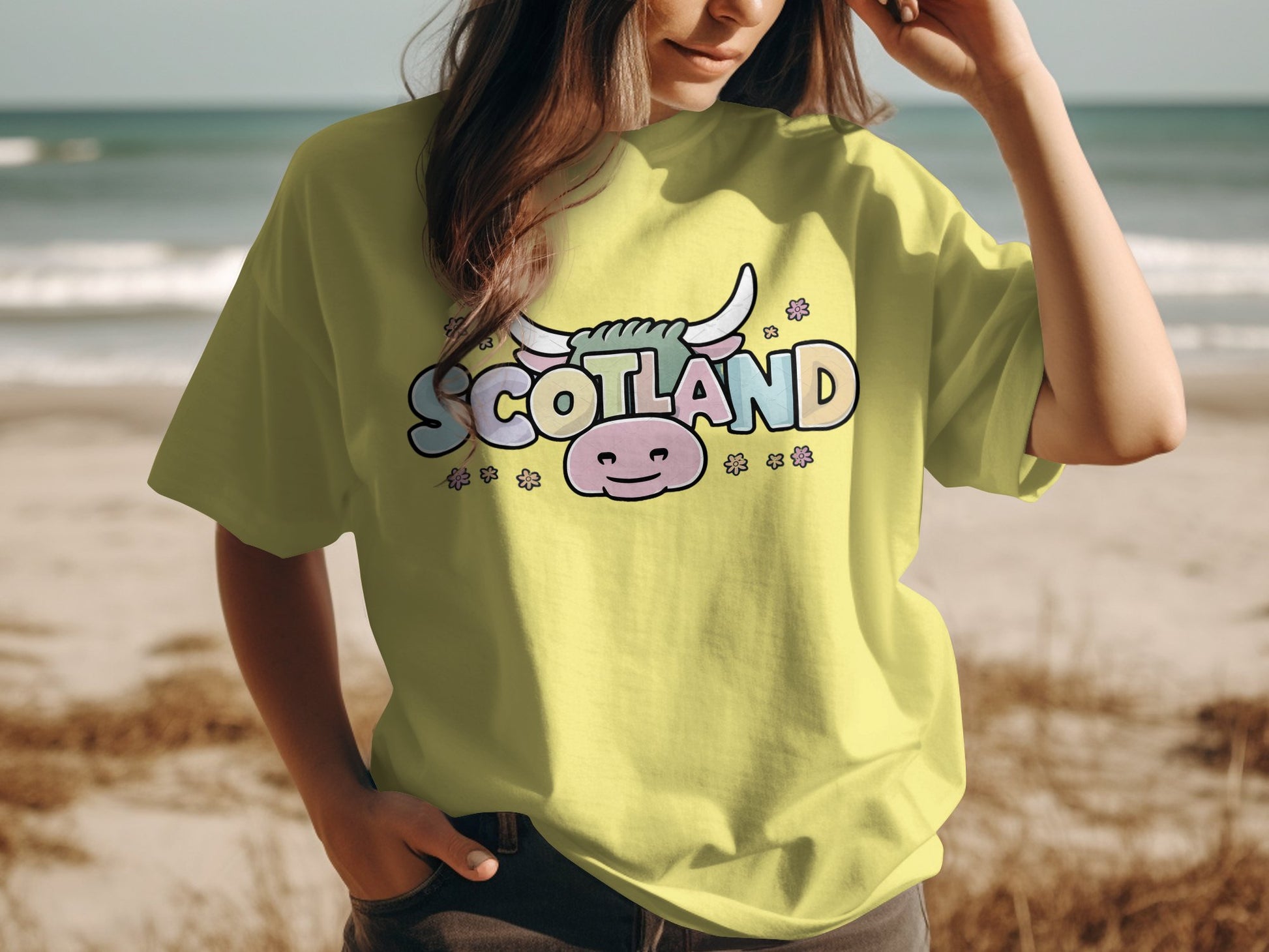 Cute Cartoon Scotland Highland Cow Flowers T-Shirt - Living Stone Gifts