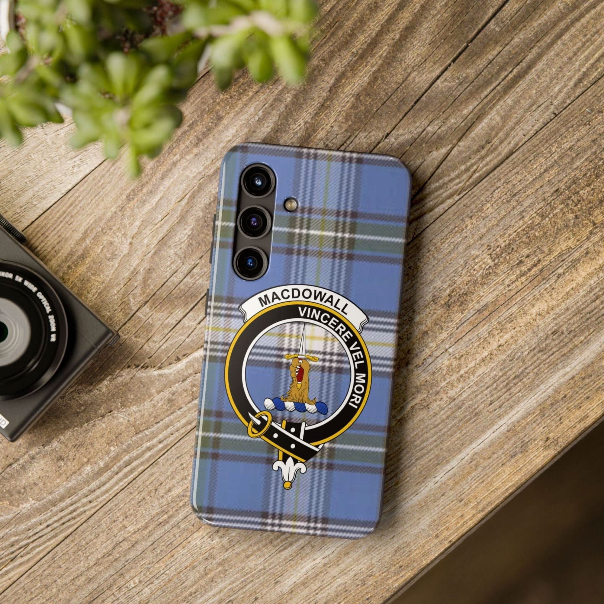 Macdowall Clan Vincere Vel Mori Cell Phone Case - Celtic Ancestry Gifts