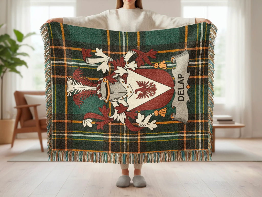 DELAP Crest Green Tartan Pattern Throw product type