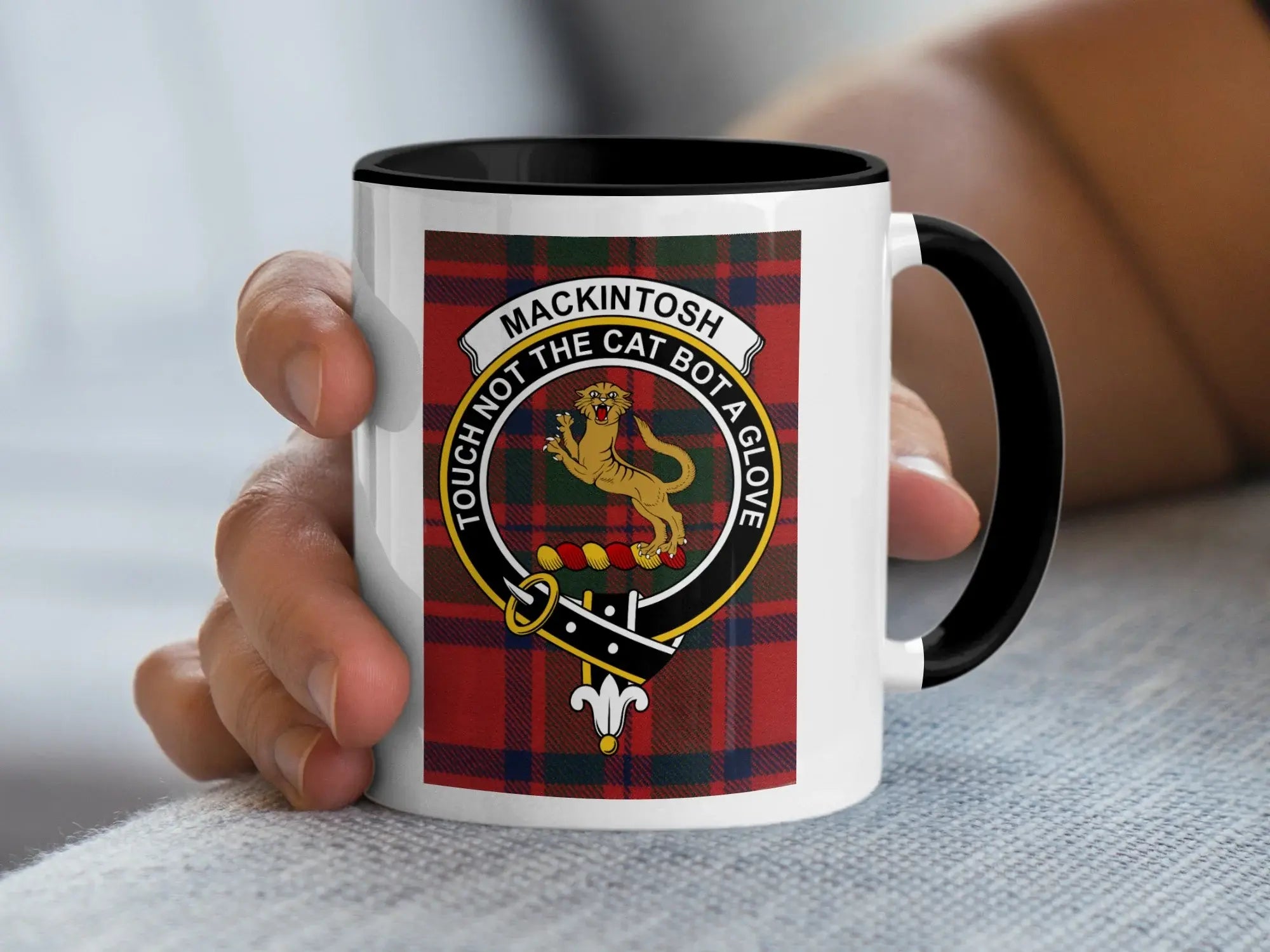 Mug with Mackintosh tartan and crest featuring a lion.