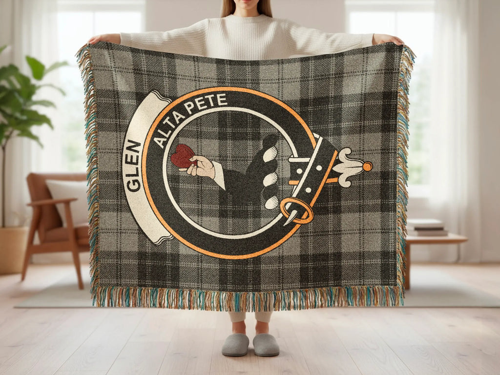 Glen Alta Pete Heart and Crown Pattern Blanket