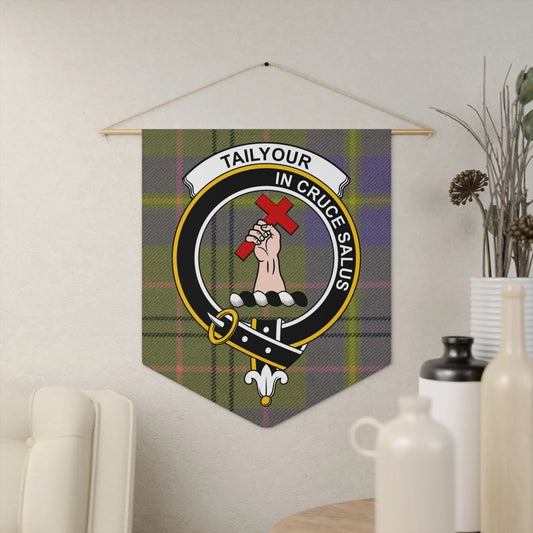 Tailyour In Cruce Salus Decorative Banner product type