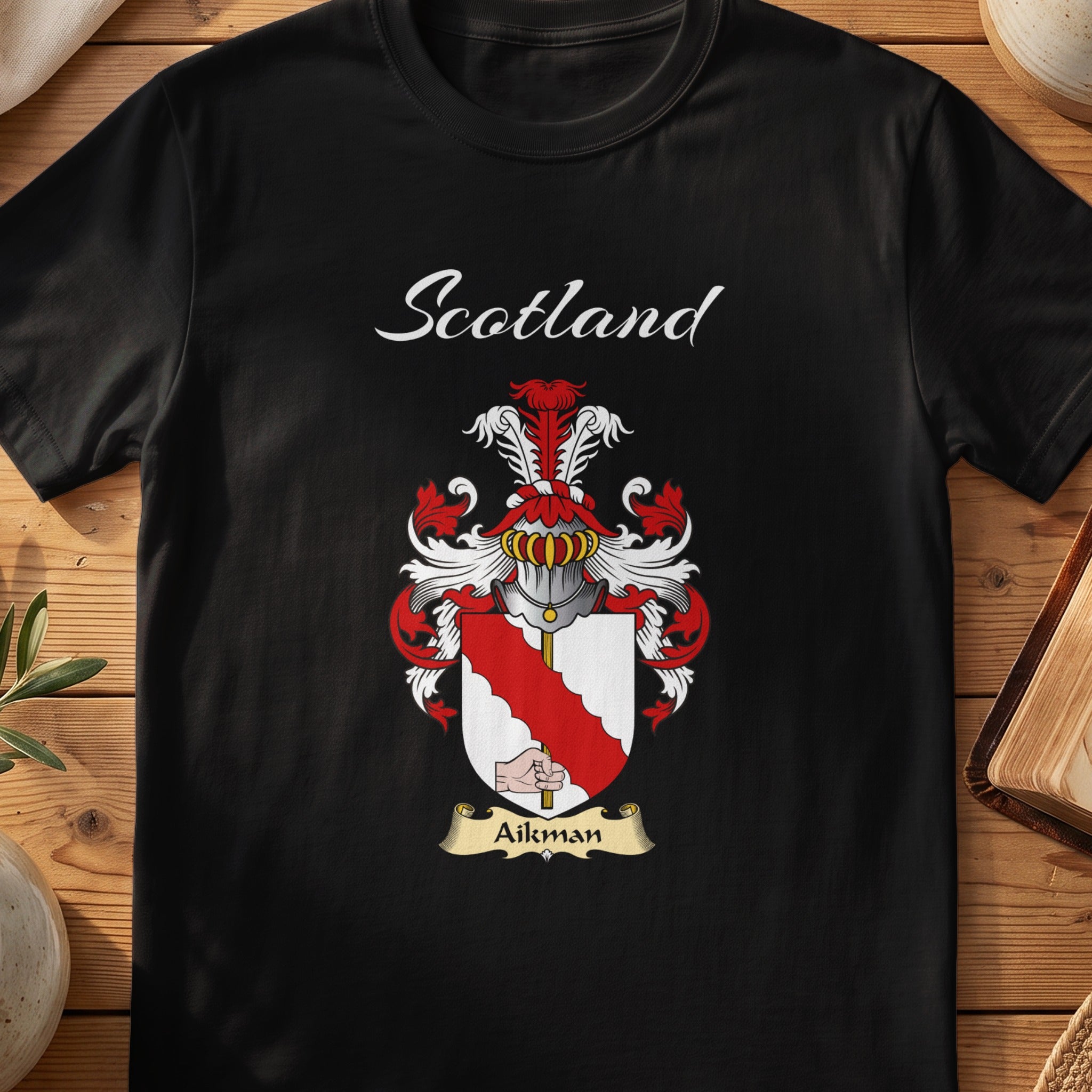 Aikman Scottish family shield T-shirt in Black