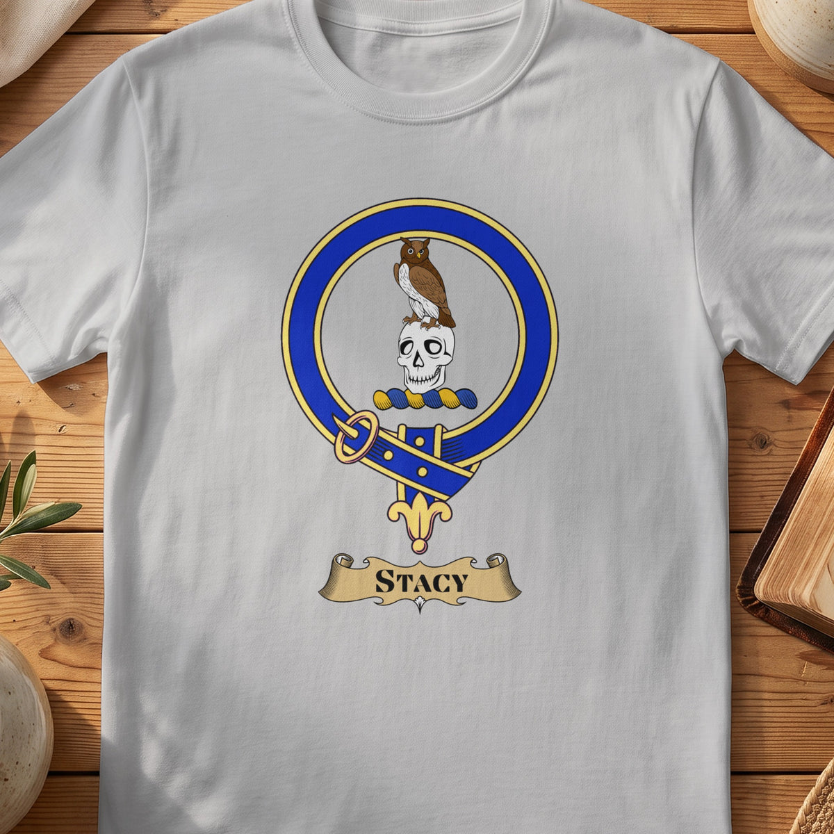 Stacy Scottish clan crest T-shirt in Sport Grey