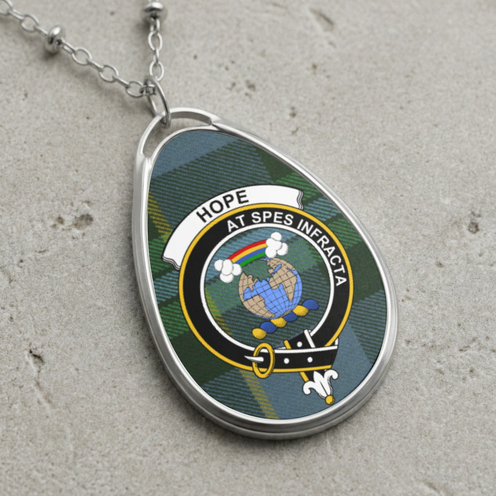Hope clan Scottish tartan necklace with clan crest and At Spes Infracta motto on tartan background