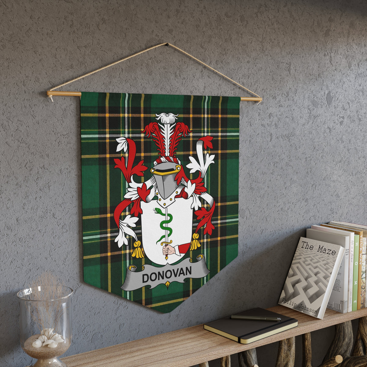 Green plaid banner with the Donovan coat of arms and name displayed.
