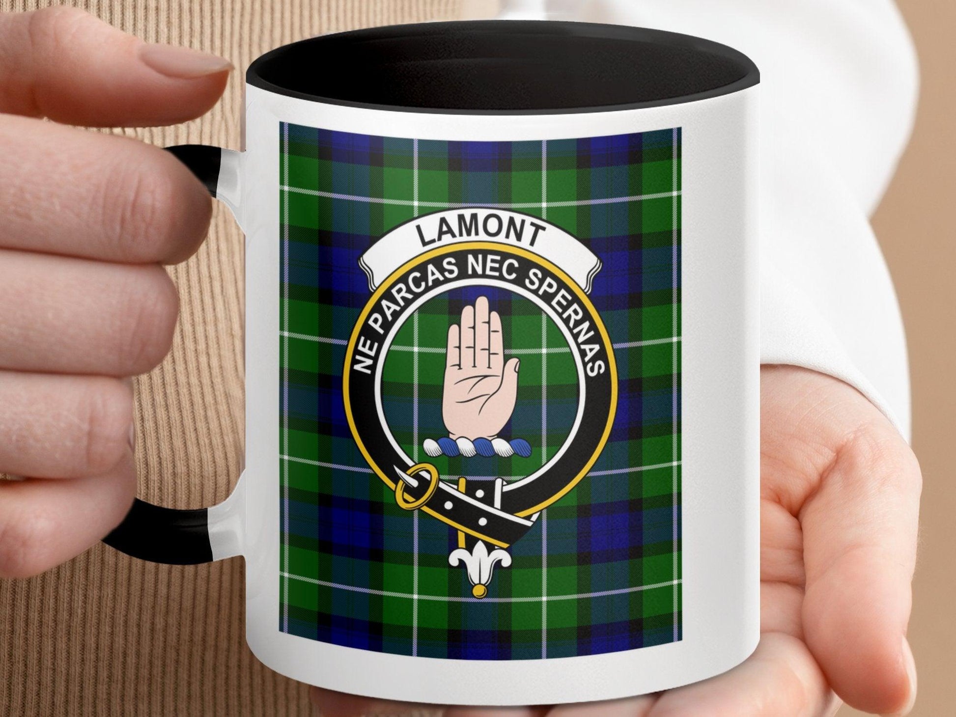 Scottish Clan Lamont Tartan Crest Plaid Design Mug - Living Stone Gifts