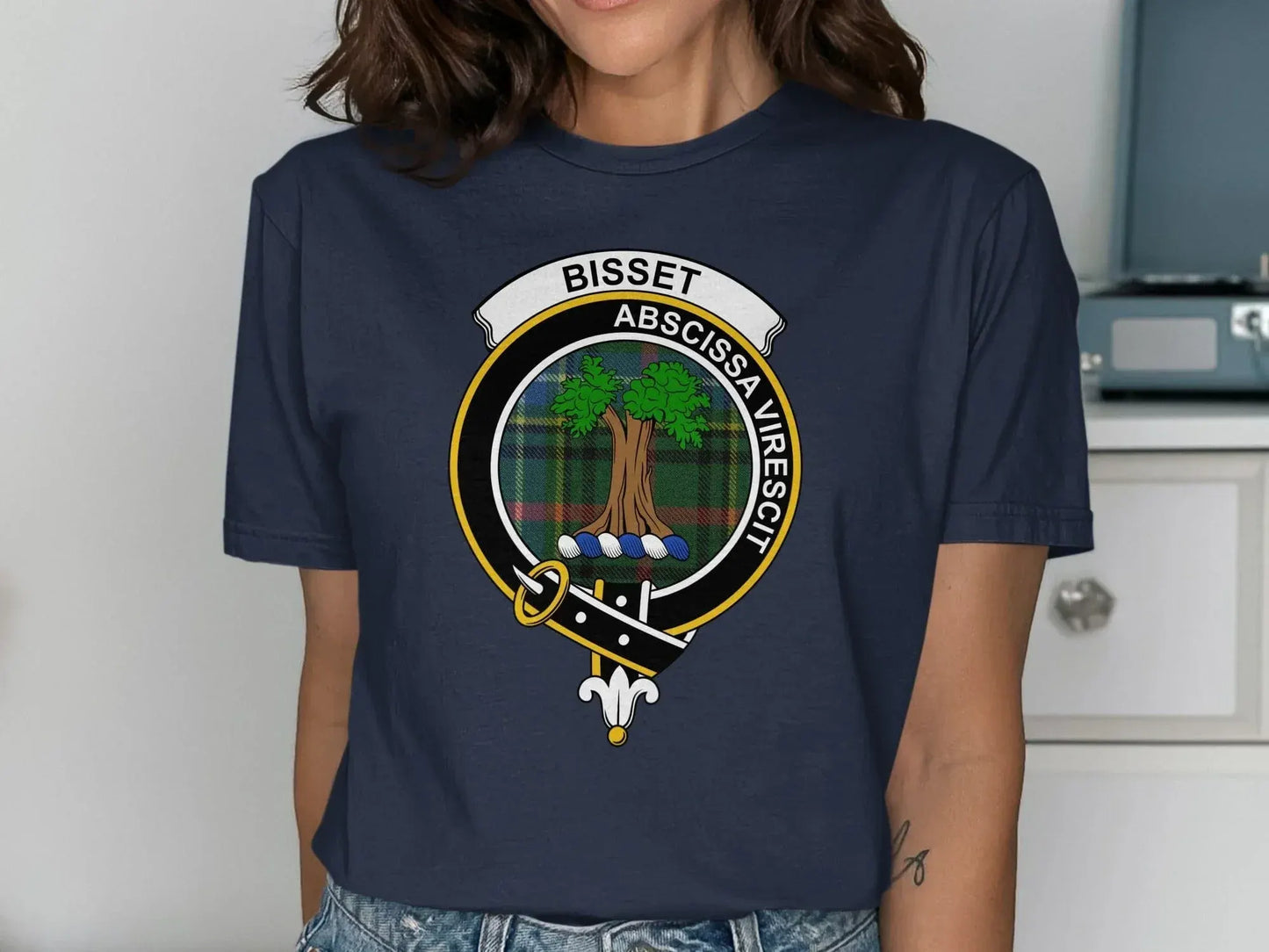 Bisset Abscissa Virescit Crest Graphic Tee product