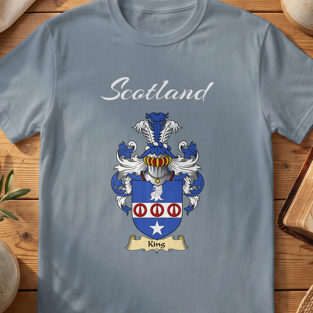 King Scottish family shield T-shirt in Stone Blue