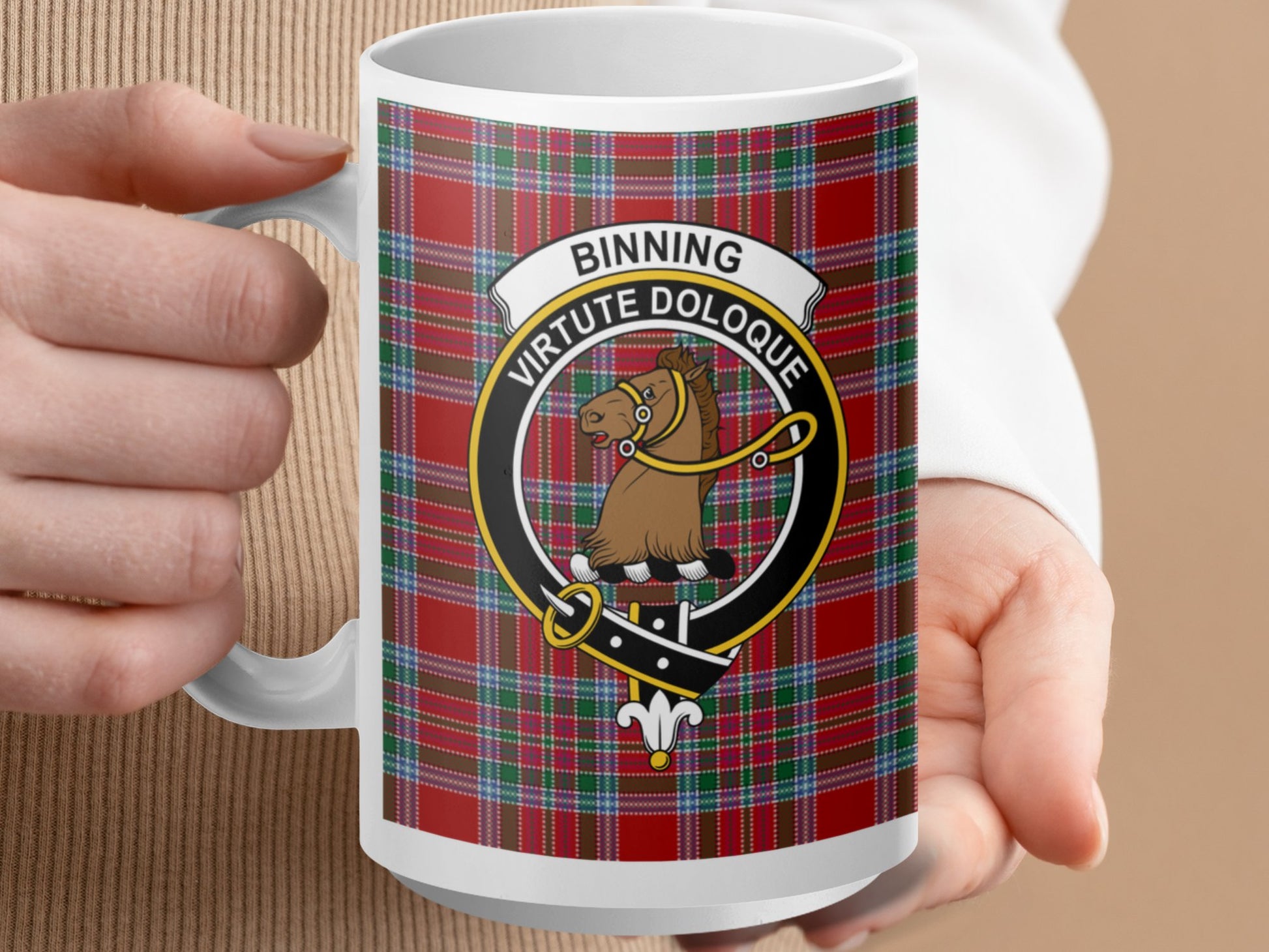 Binning Virtute Doloque Crest Tartan Pattern Mug - Living Stone Gifts