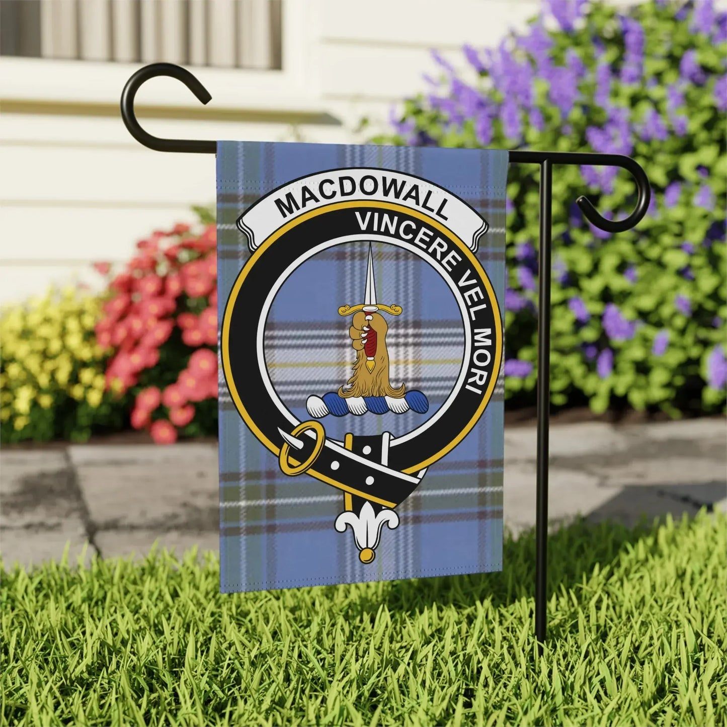 Macdowall Vincere Vel Mori Garden Flag product