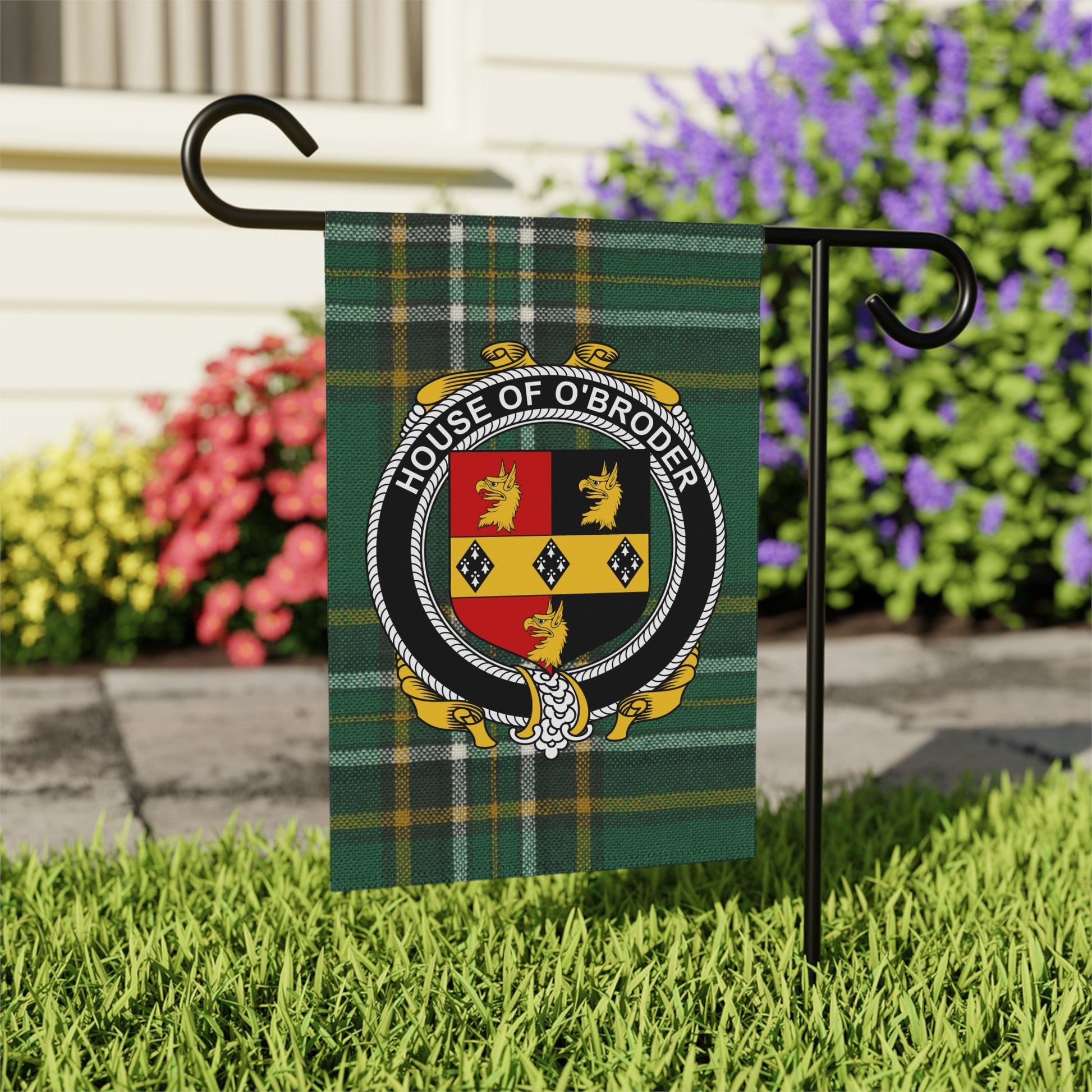 House of O'Broder Garden Flag with Clan Crest Design