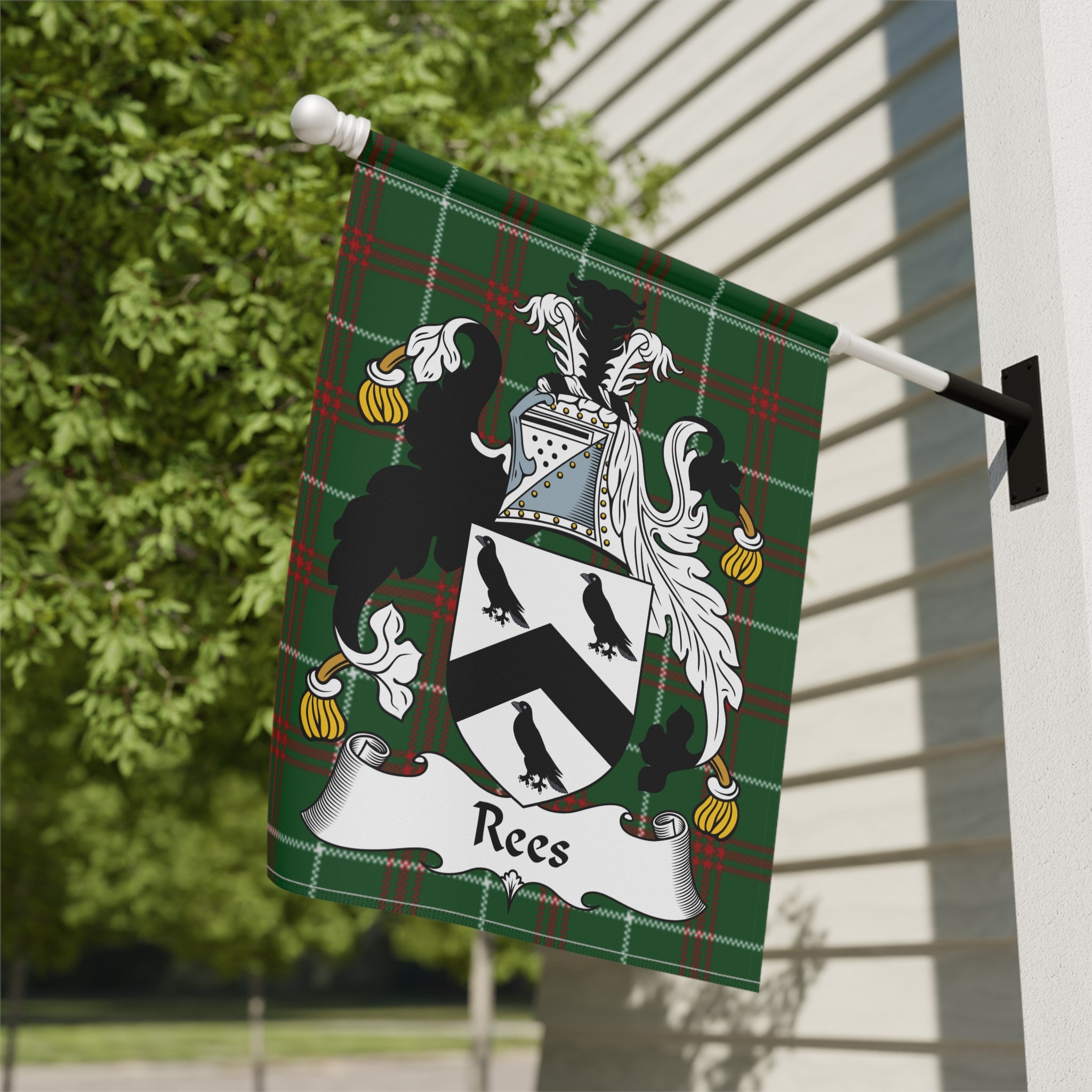 Green tartan flag with the Rees family crest and surname.