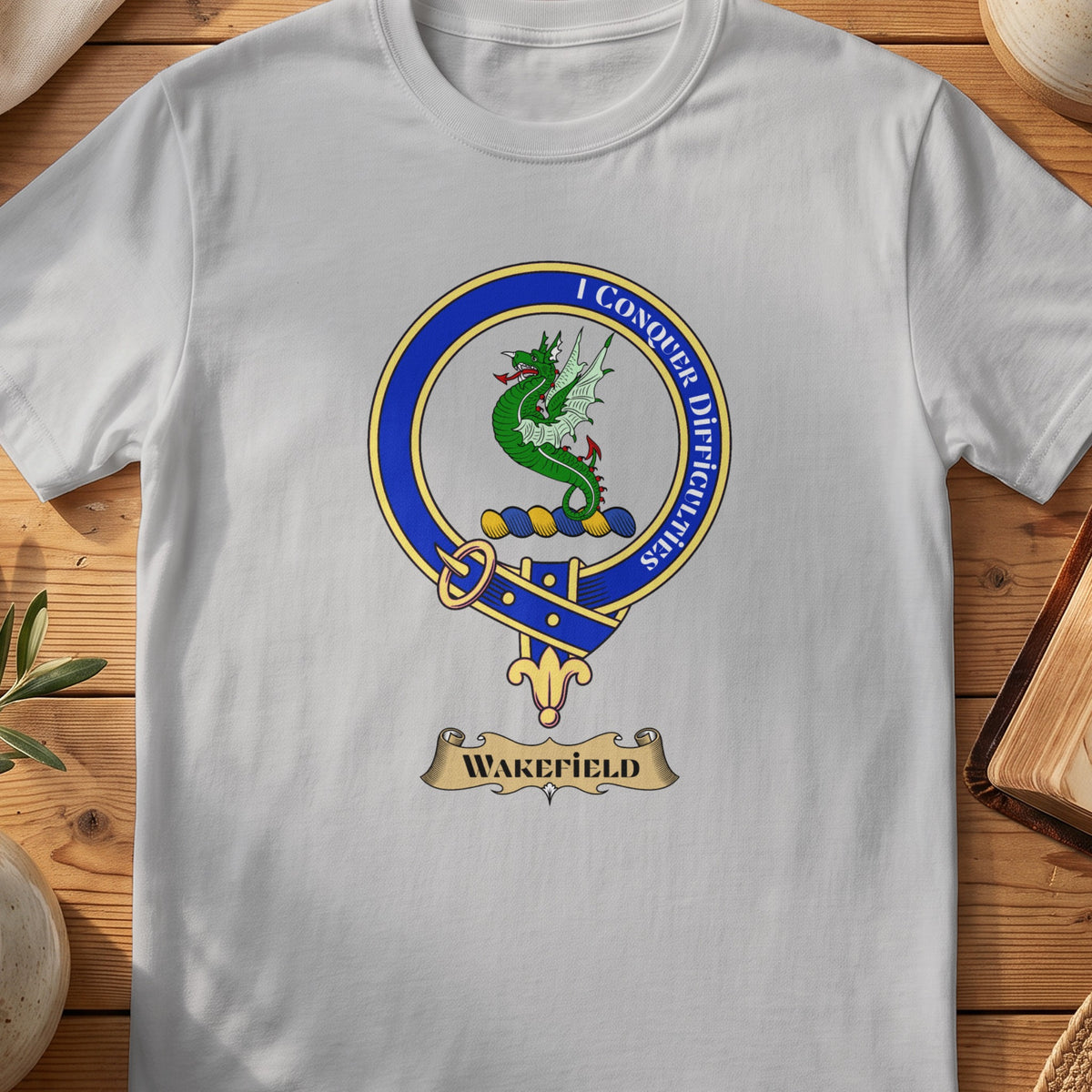 Wakefield Scottish clan crest T-shirt in Sport Grey