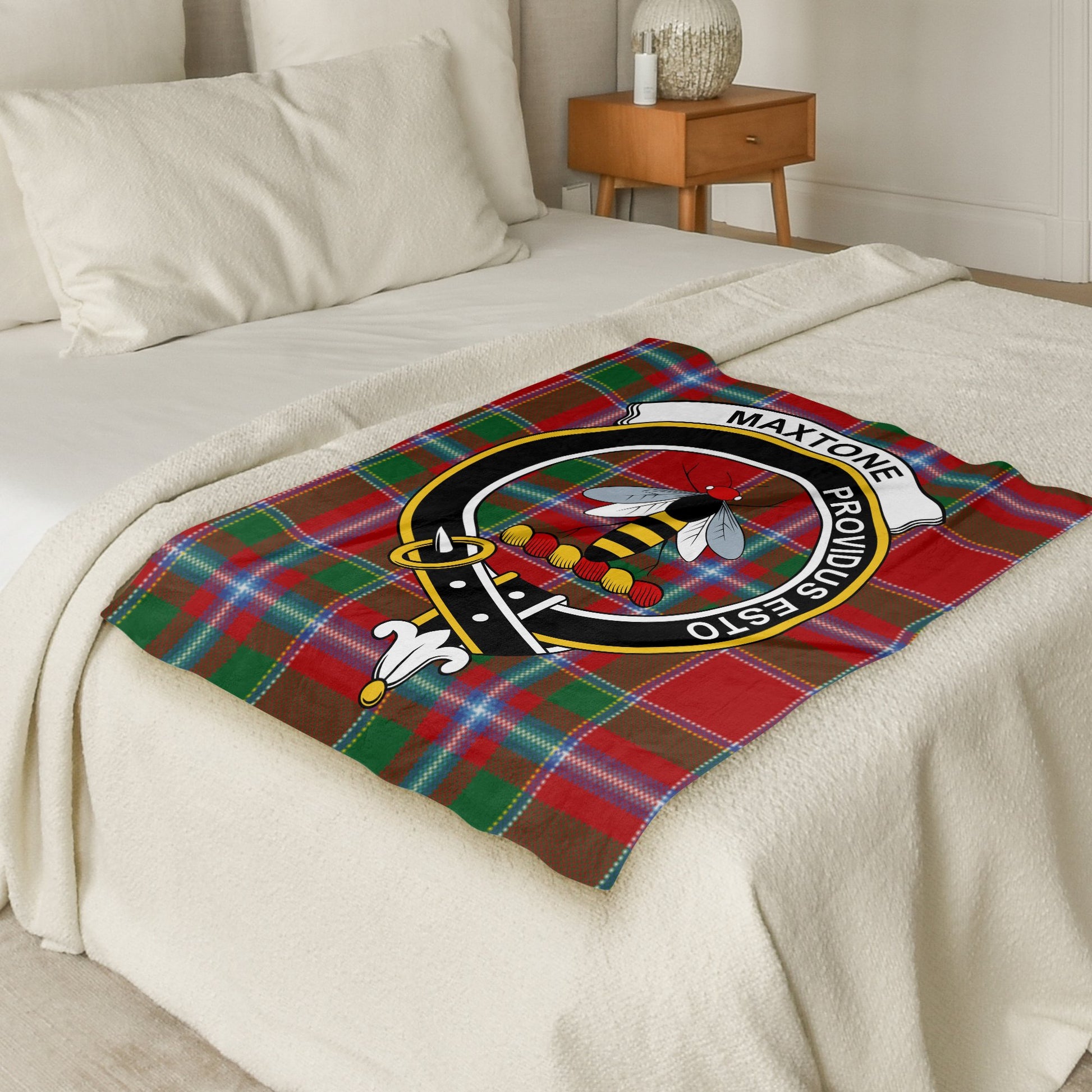 Scottish Clan Maxtone Tartan Throw Blanket - Living Stone Gifts