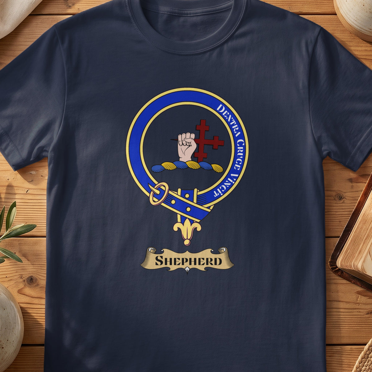 Shepherd Scottish clan crest T-shirt in Navy