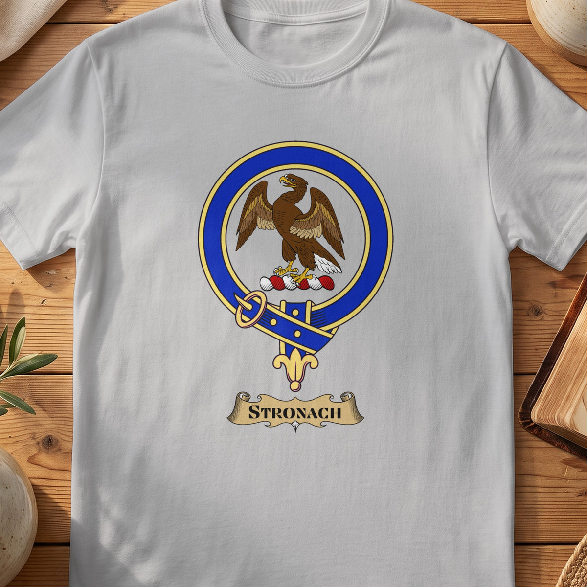 Stronach Scottish clan crest T-shirt in Sport Grey