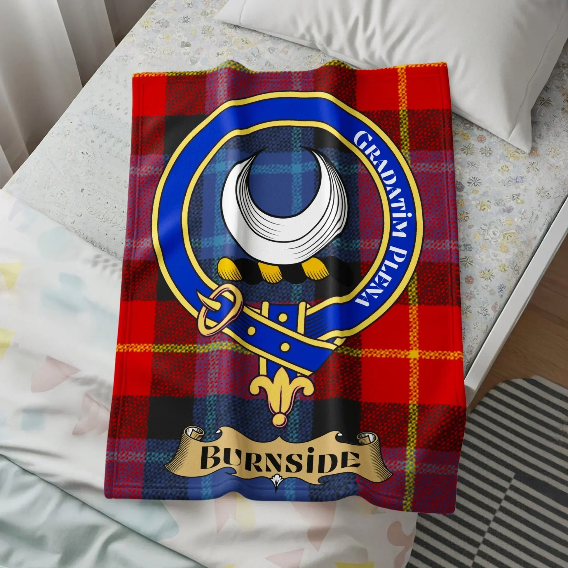 Burnside Gradatim Plena Red Tartan Blanket product type