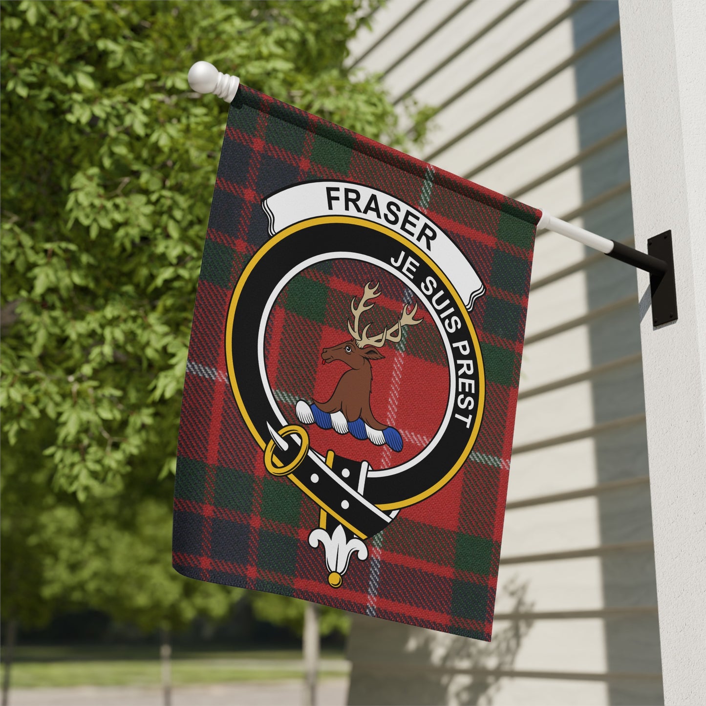 Fraser tartan flag with clan crest, deer, and motto "Je suis prest".