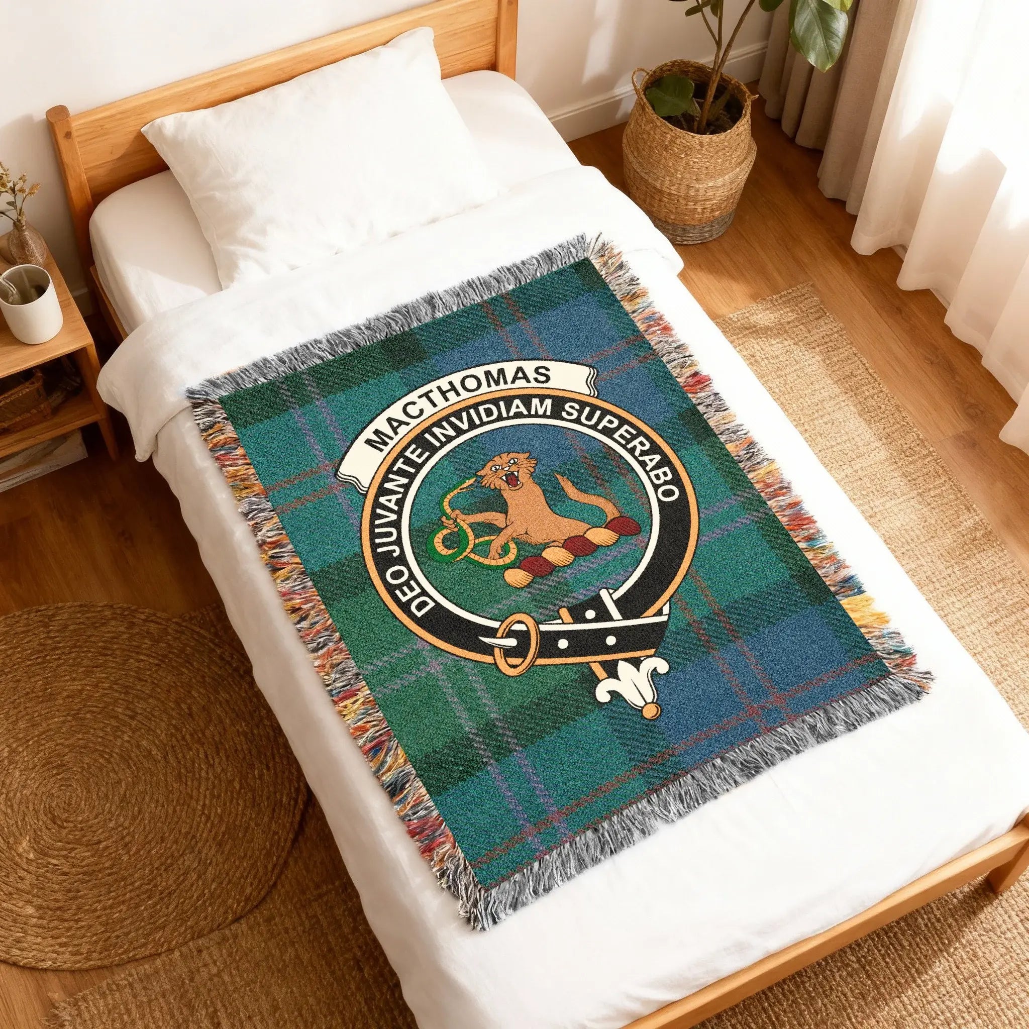 MacThomas Clan Crest Badge Tartan Blanket Throw