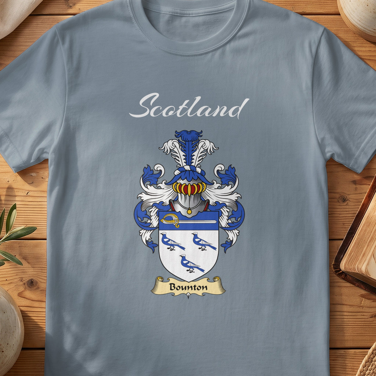 Bounton Scottish family shield T-shirt in Stone Blue
