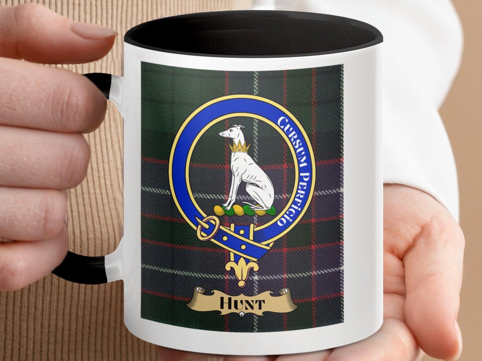 Hunt Clan Crest Tartan Plaid Mug - Living Stone Gifts