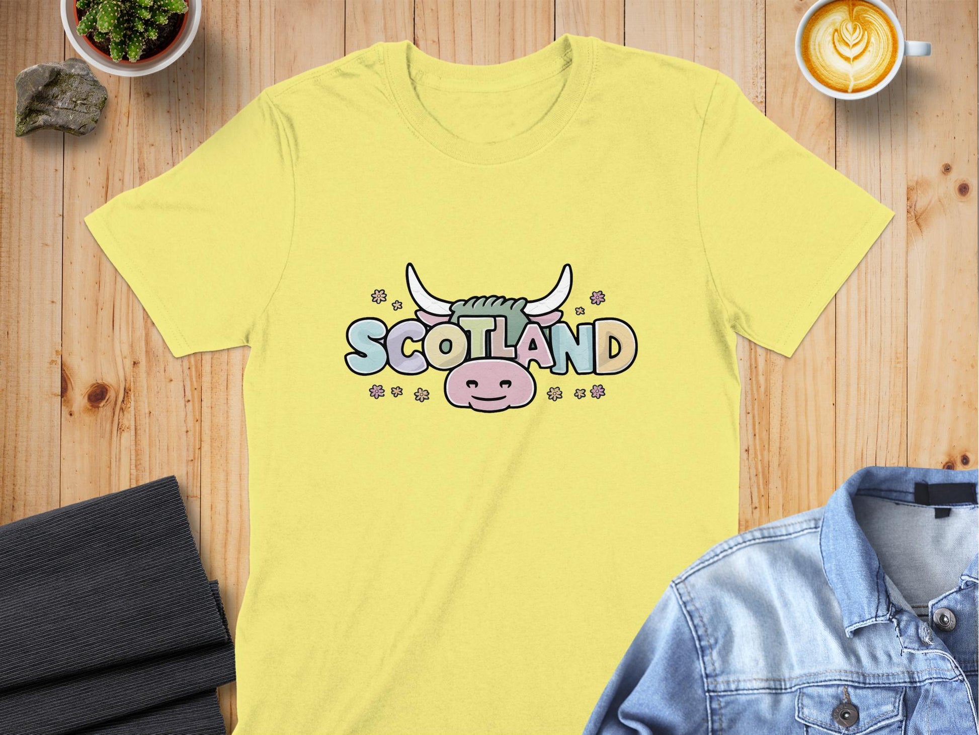 Cute Cartoon Scotland Highland Cow Flowers T-Shirt - Living Stone Gifts