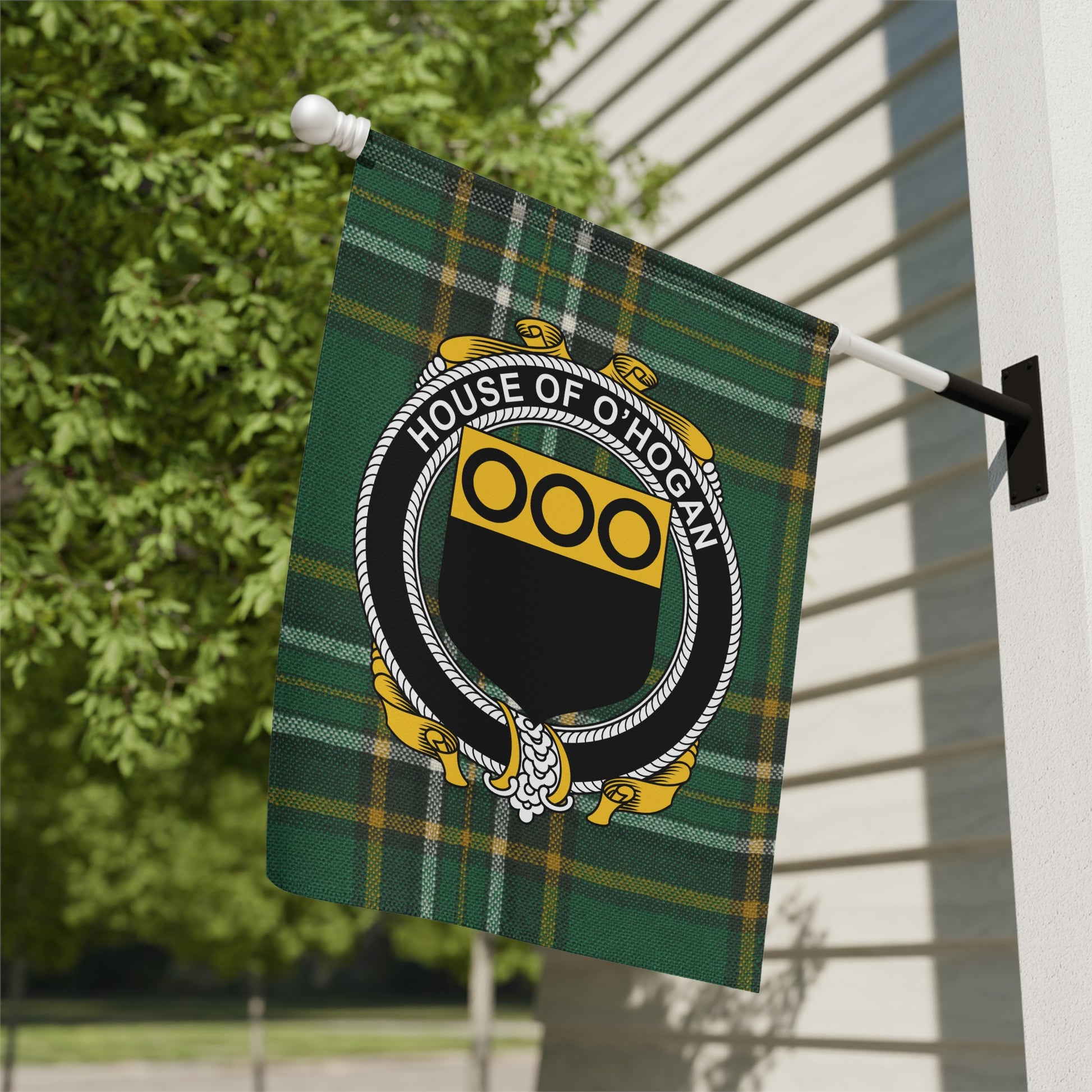 House of O'Hogan Green Plaid Flag Unique Décor