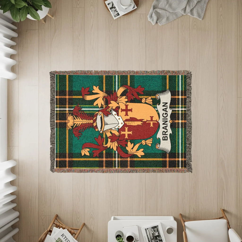 BRANIGAN Crest Tartan Plaid Woven Throw product type
