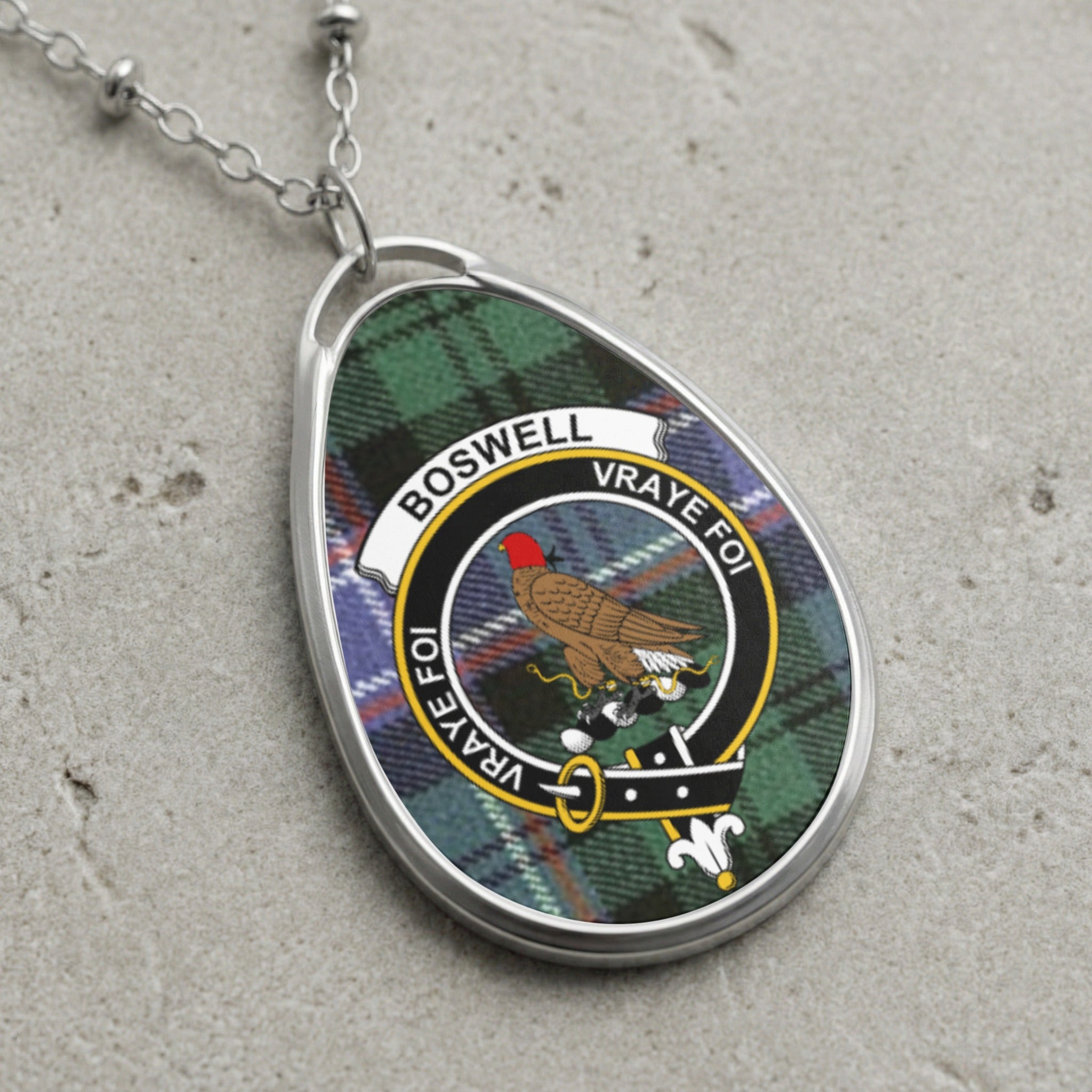 Boswell clan Scottish tartan necklace with clan crest and Vraye Foi motto on tartan background