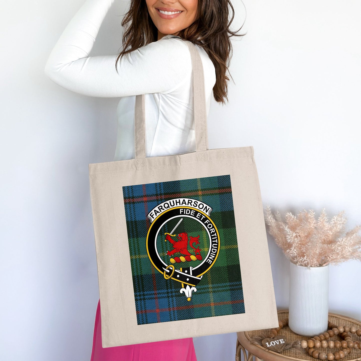 Farquharson Clan Scottish Tartan Crest Tote Bag - Living Stone Gifts