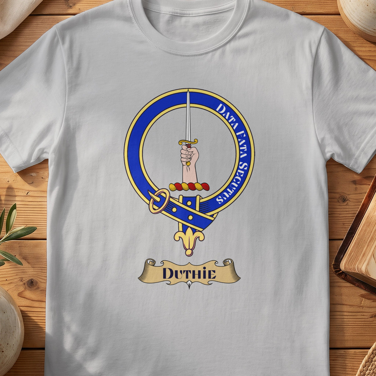 Duthie Scottish clan crest T-shirt in Sport Grey